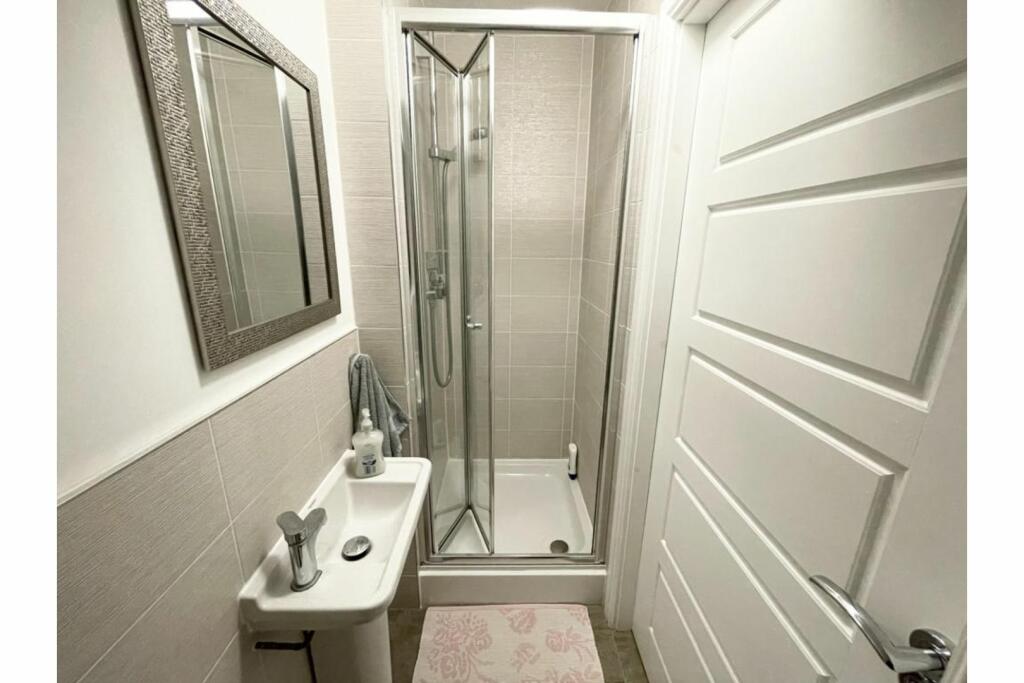 Downstairs Shower