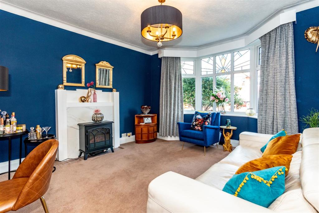 Sitting Room.jpg