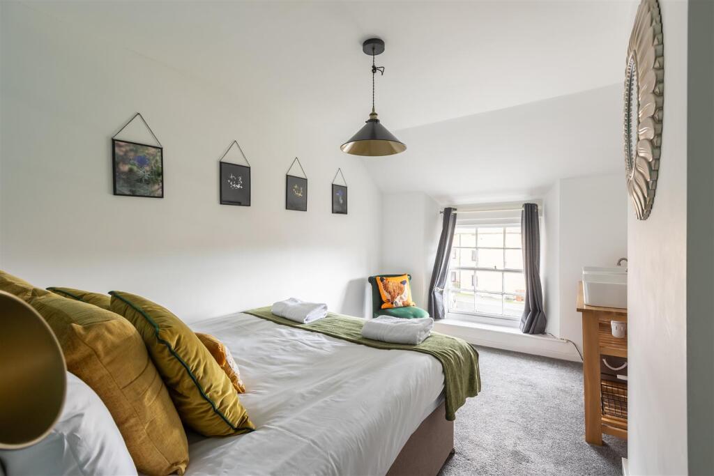 Potter Hill 33A Bedroom 2-1.jpg