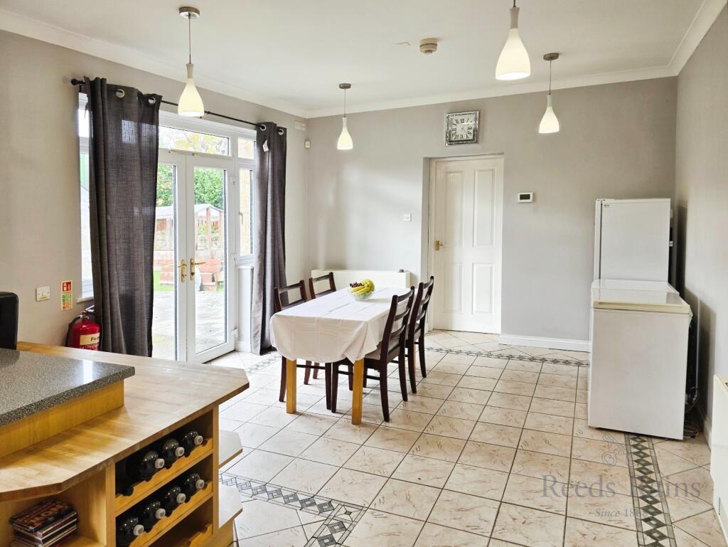 Kitchen/Dining Room
