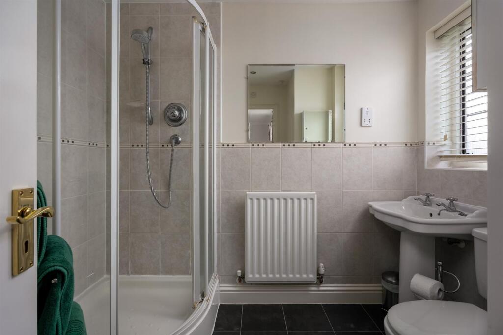 15 - Copper Beeches - GL6 6YE - Web.jpg