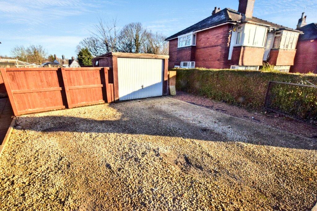 Drive &amp; Garage
