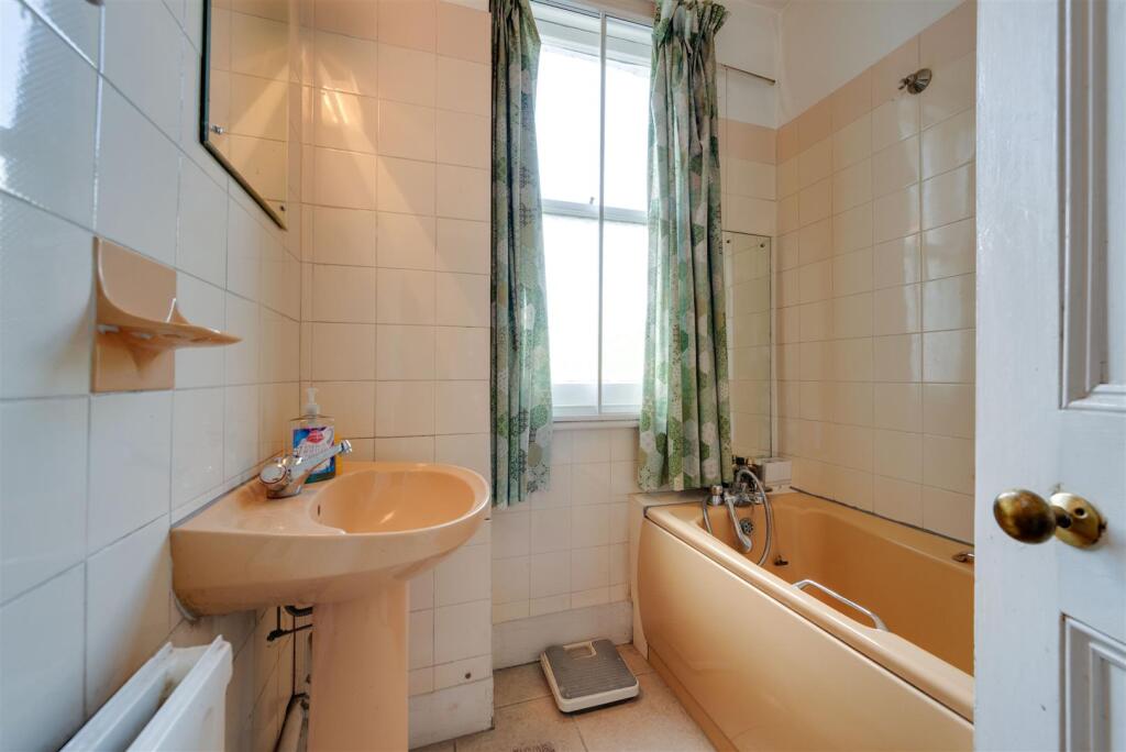 52194_hi_res_ (14).jpg