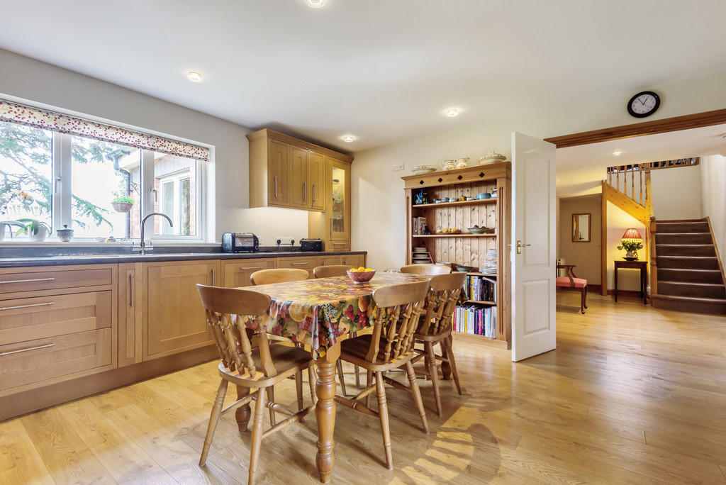 Dining Kitchen