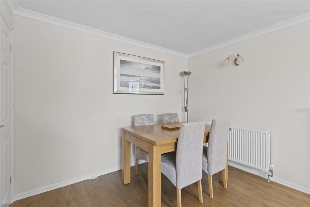 dining area #2.jpg