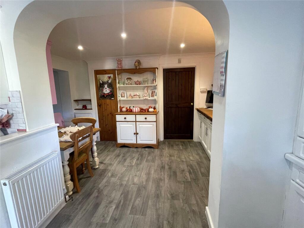 Breakfast Room