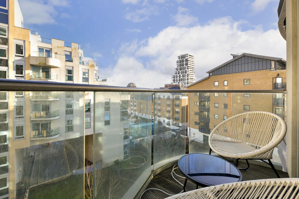 Vicentia Court, B...