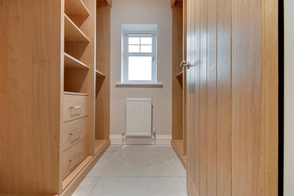 Walk in Wardrobes