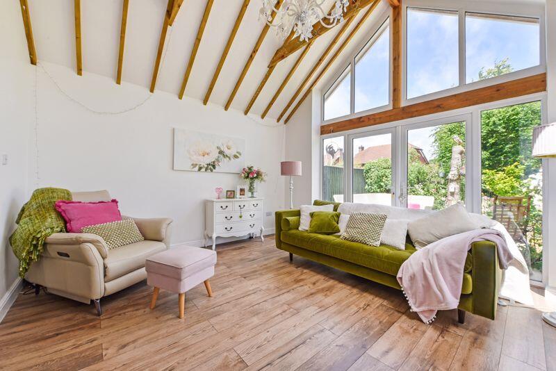 Lounge With Vaulted Ceiling 