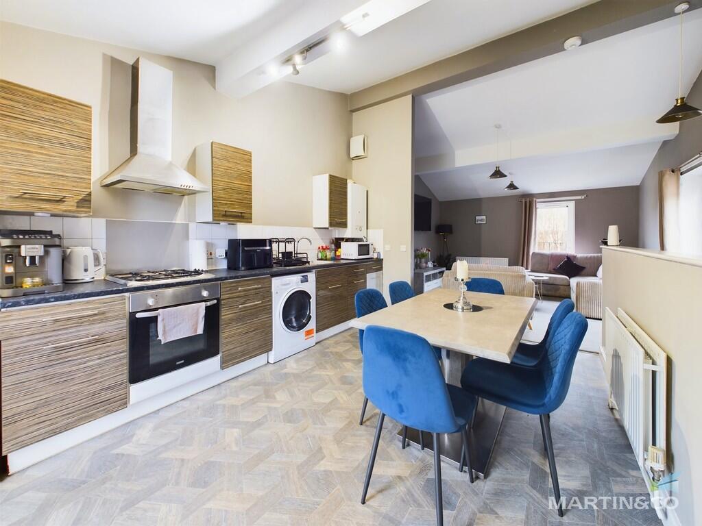 CAM03111G0-PR0263...