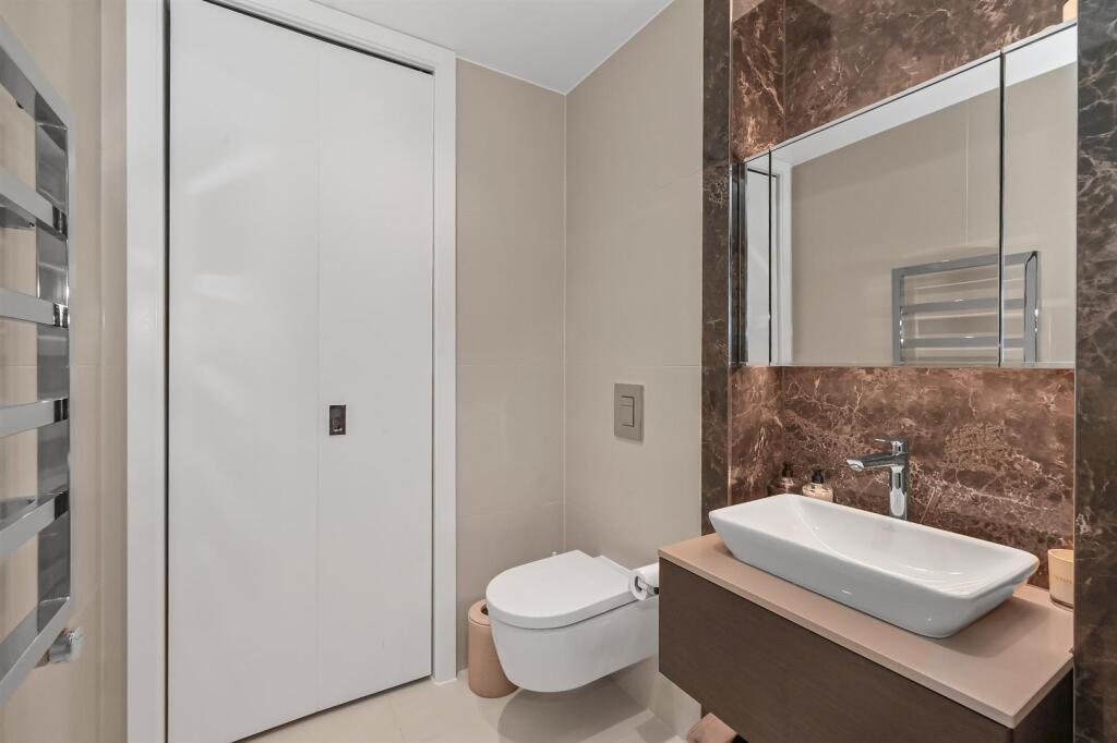 60-Sherrin-House 10.jpg