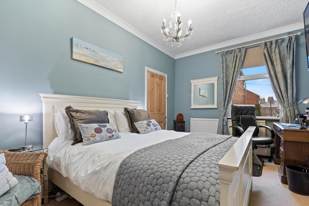 29 Victoria Crescent, Barnsley 23_297.jpg