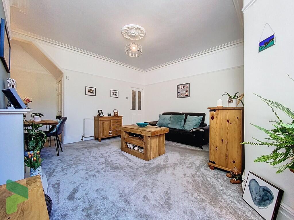 Living Room / Din...