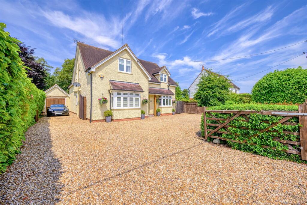 10 Grove Road - External (5 of 20).jpg