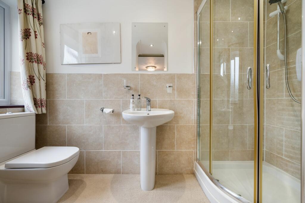 Bedroom Three Ensuite