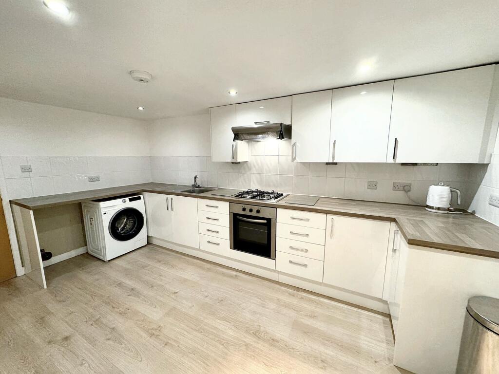 Second Kitchen