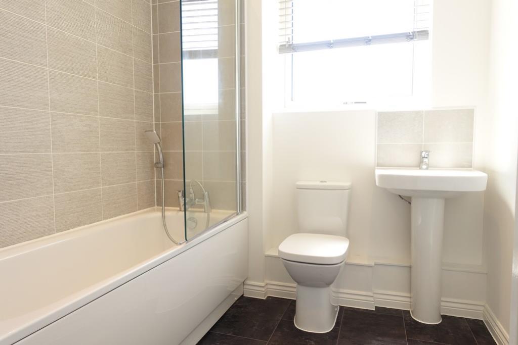 F5 45 Longhorn Bathroom