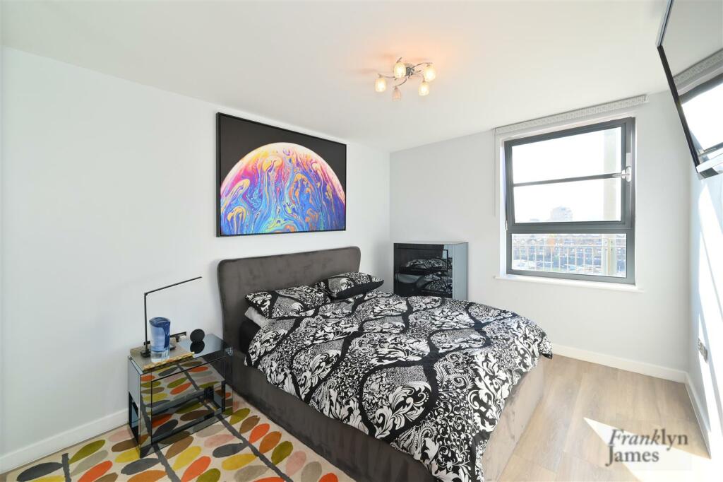 Commercial-Road (10).JPG