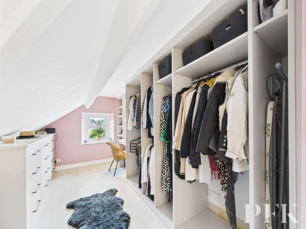 Bedroom 1 dressing area