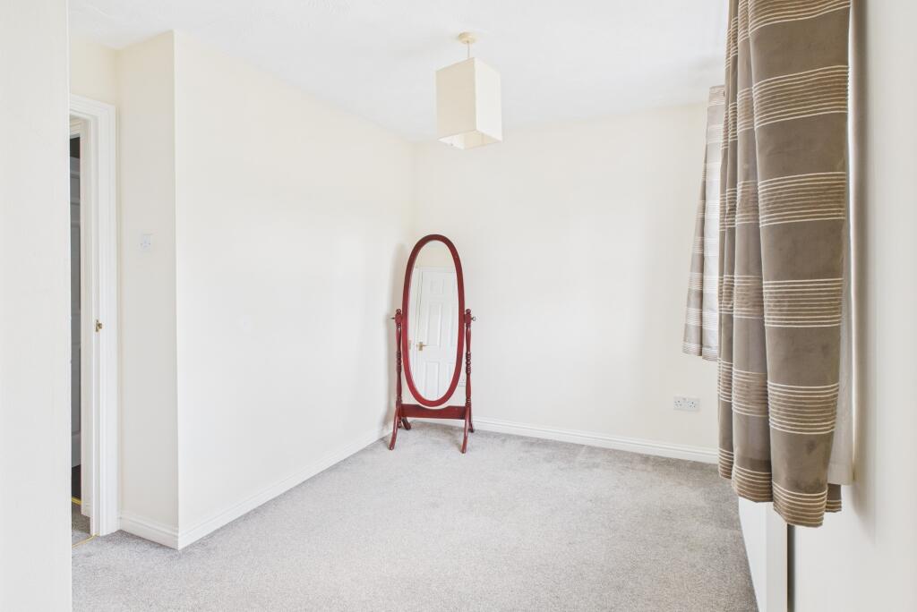 CAM02519G0-PR0291-STILL007