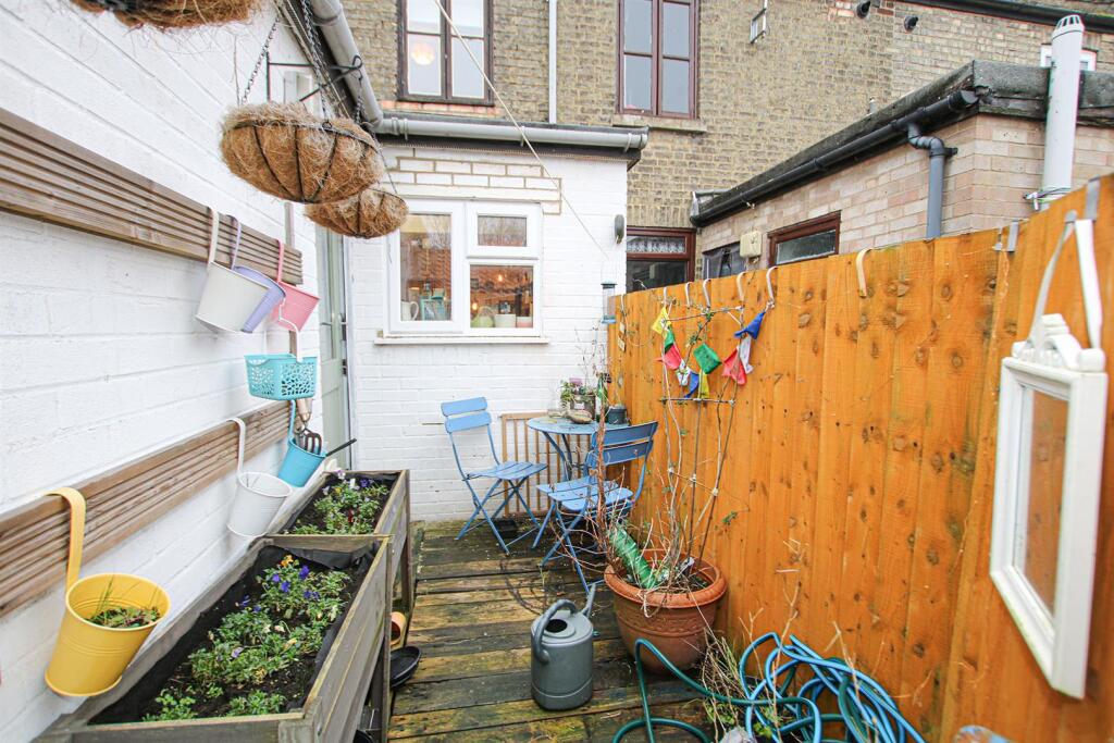 IMG_8271 gdn.jpg