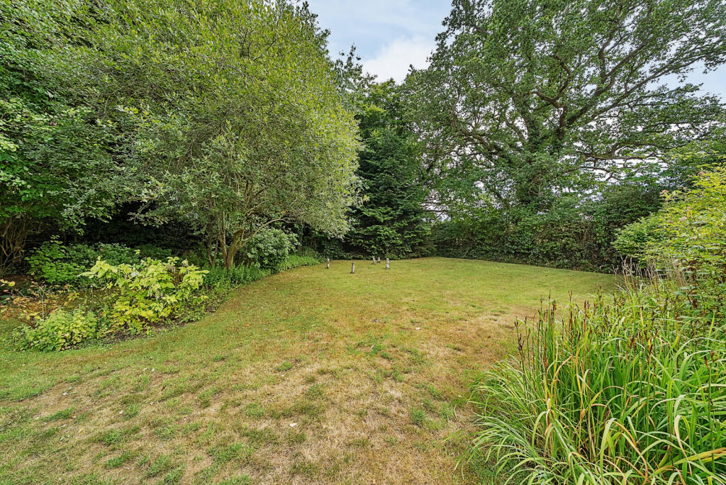 1327126-3-687fa98...