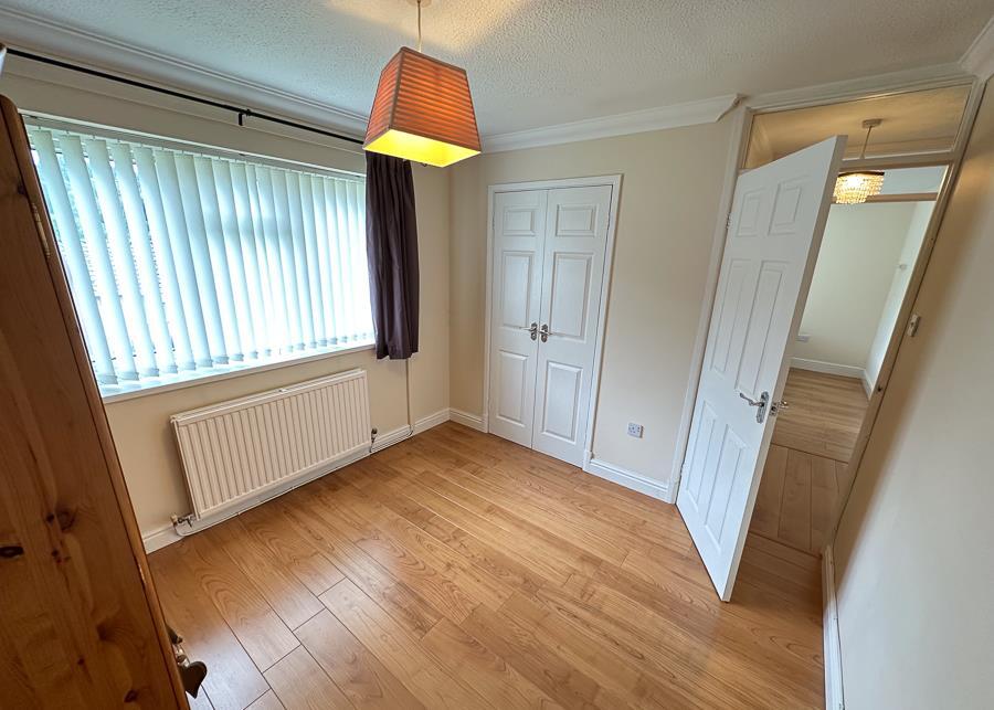 FRONT DOUBLE BEDROOM 3