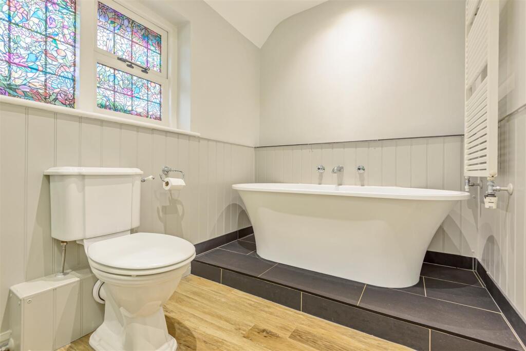 Family bathroom bath.jpg