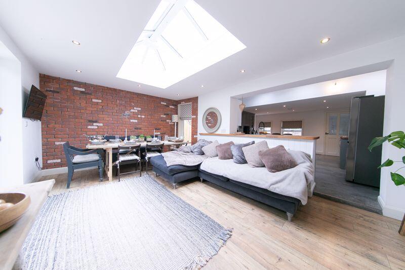 Rear living and dining space