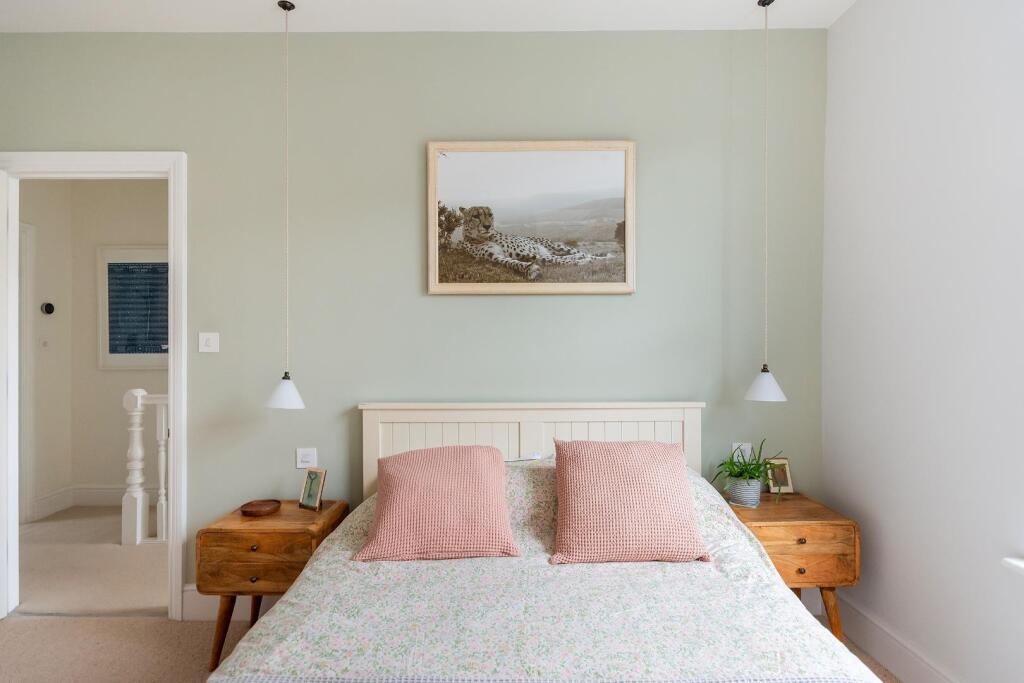 1L3PSG - Bedroom E.jpg