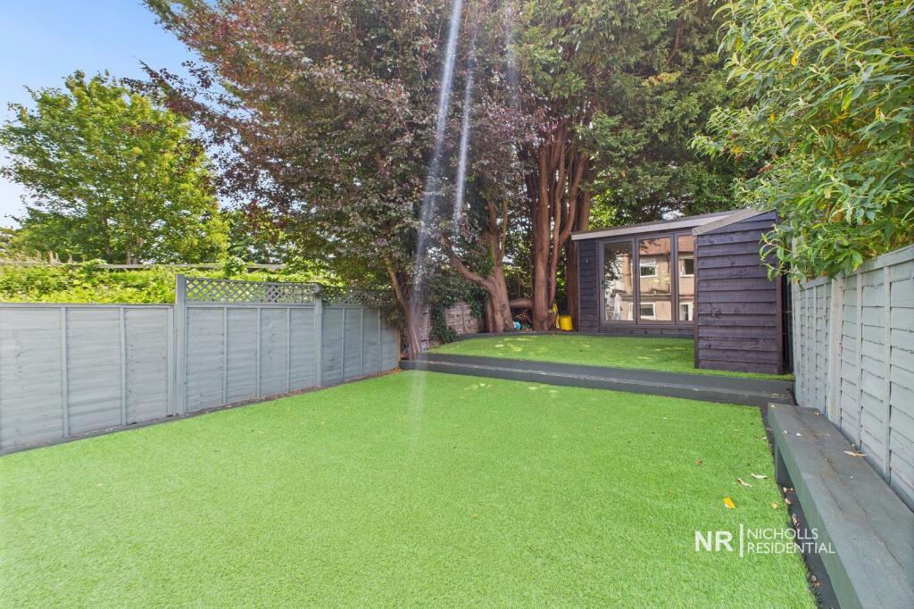 Garden Extra Photo
