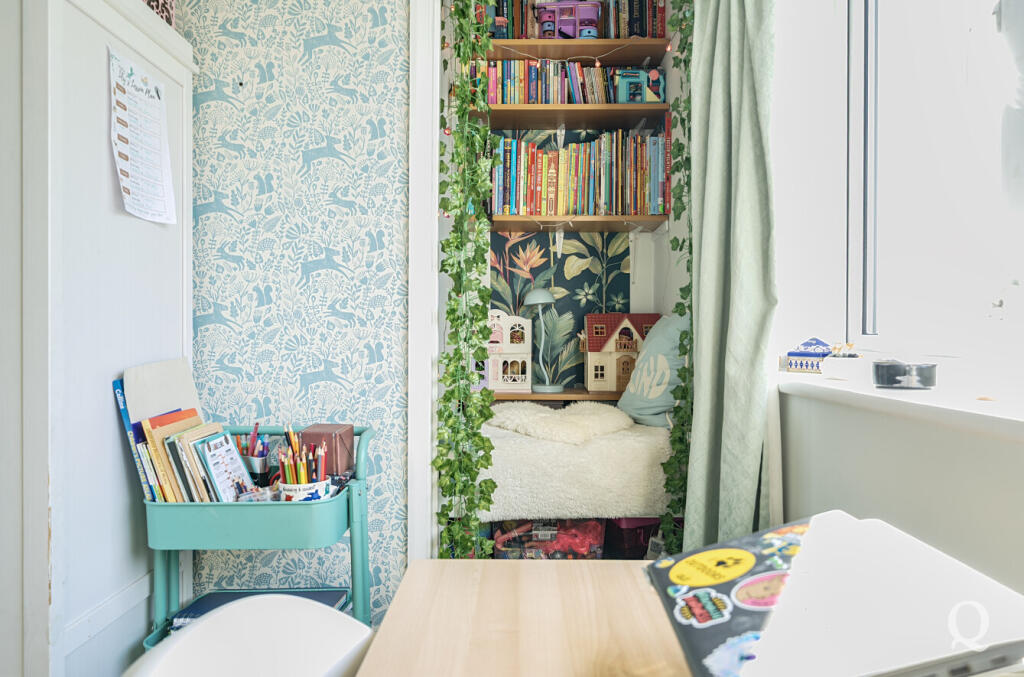 e0022363-5773-479...