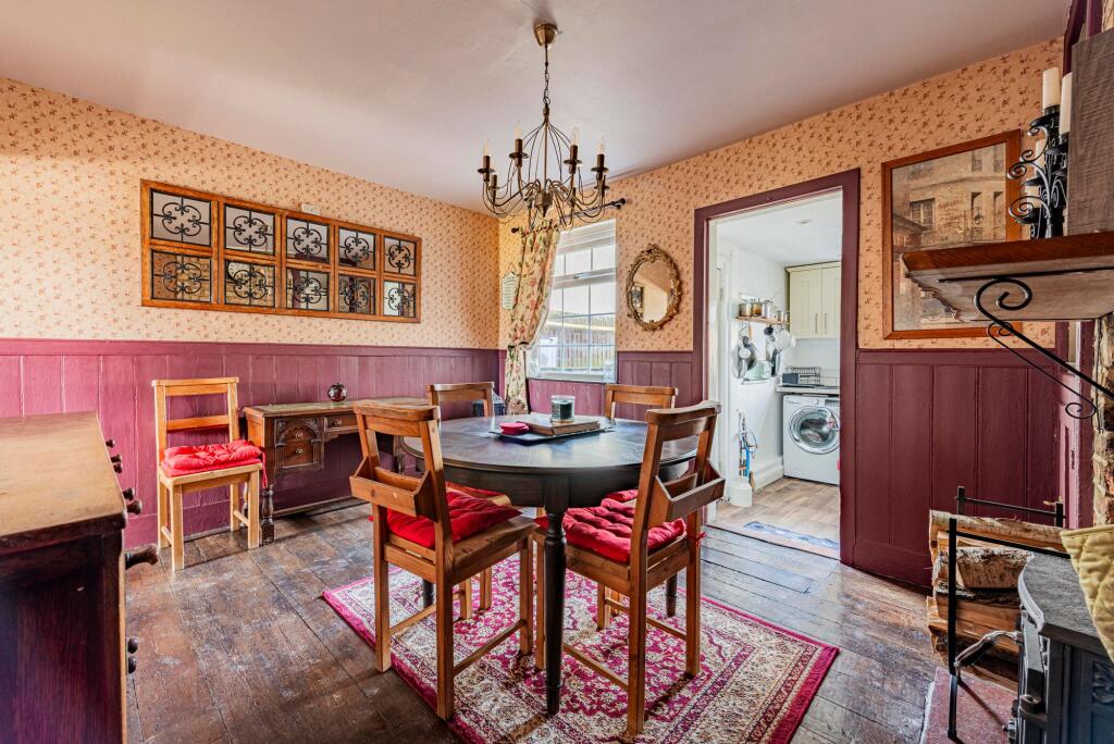 Dining Room (3)