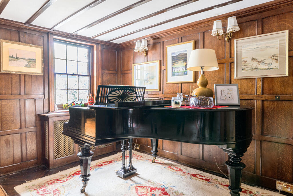 1287466-26-682f19...