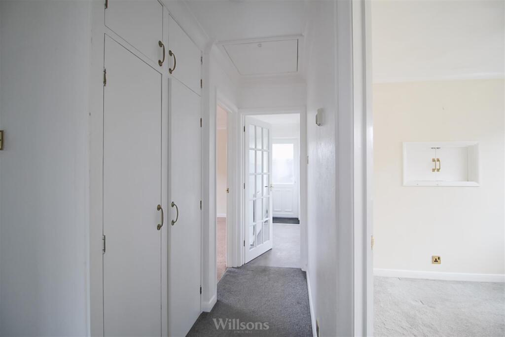 Entrance/Hallway