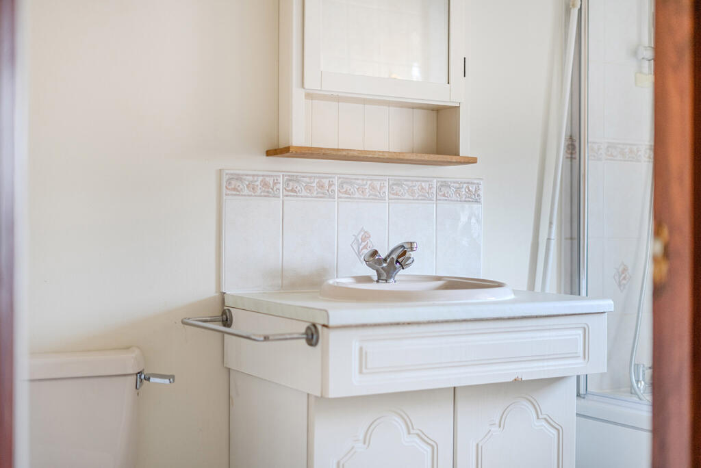 1326847-11-6877b2...