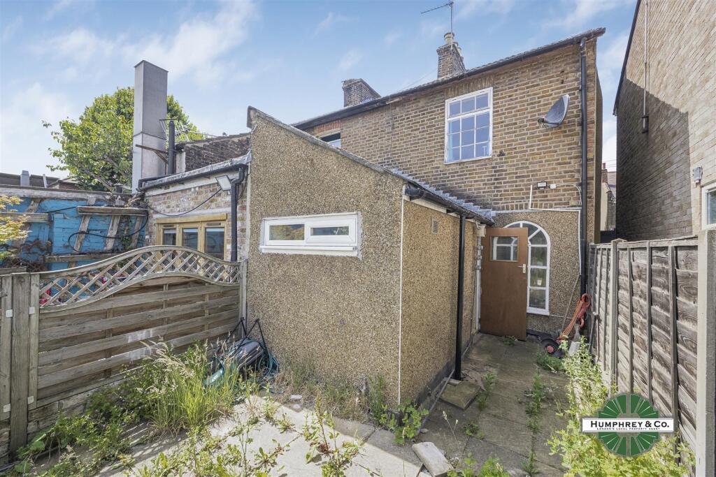 282 Higham Hill Road -012.jpg