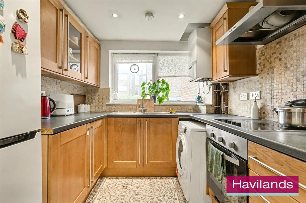 Freshfield Drive-9.jpg