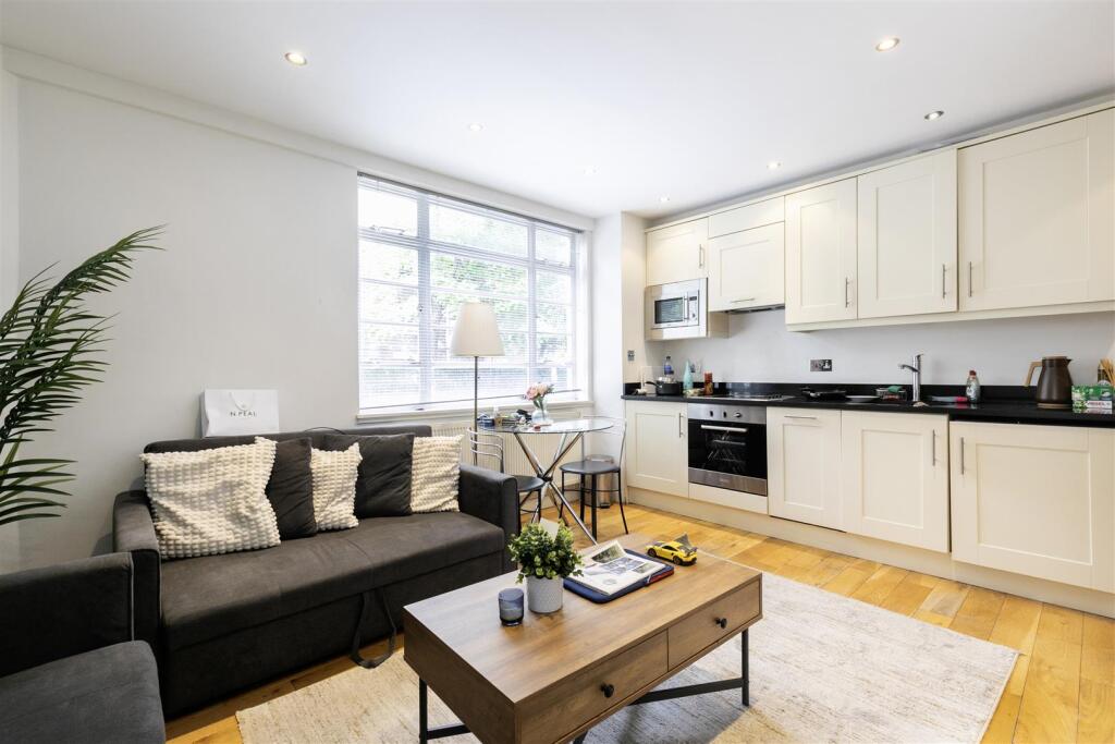 22 Nell Gwyn House -3.jpg