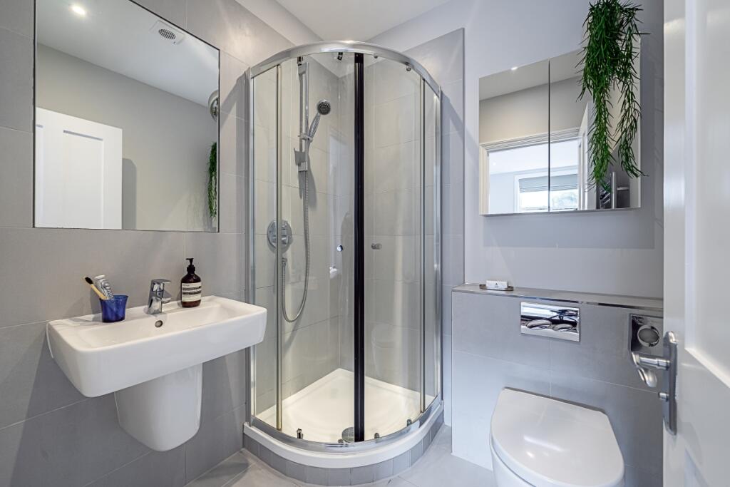 202_A_Hamlet_Gard...