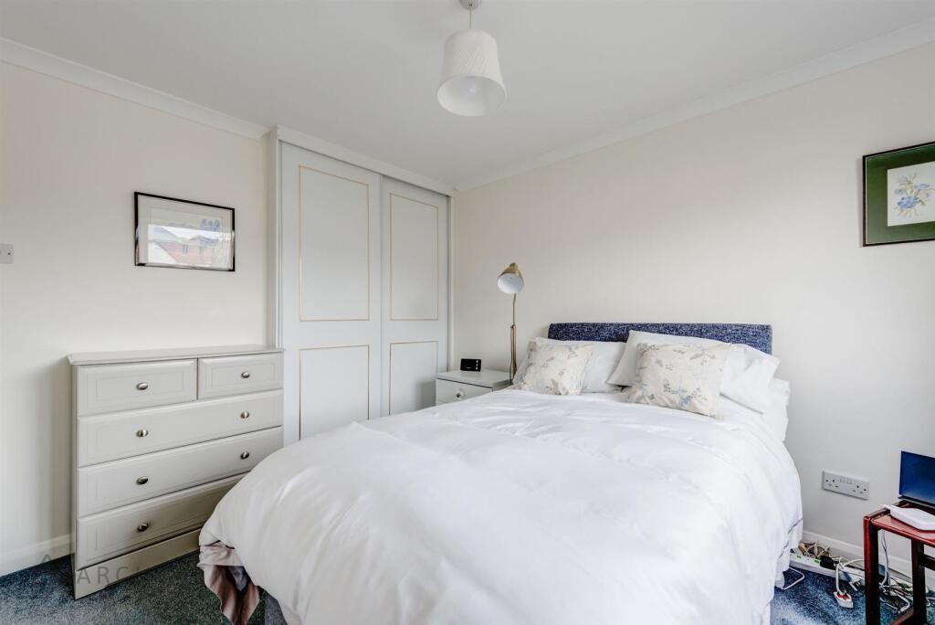 20ABarncliffeRoad(Interior)-12.jpg