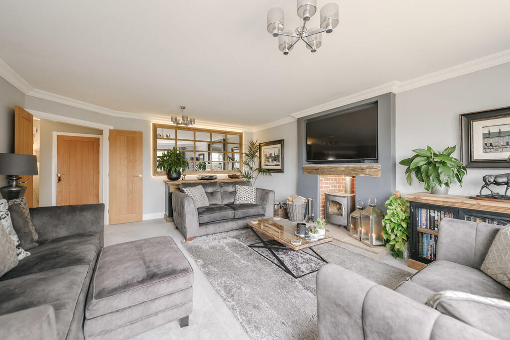Lounge 3