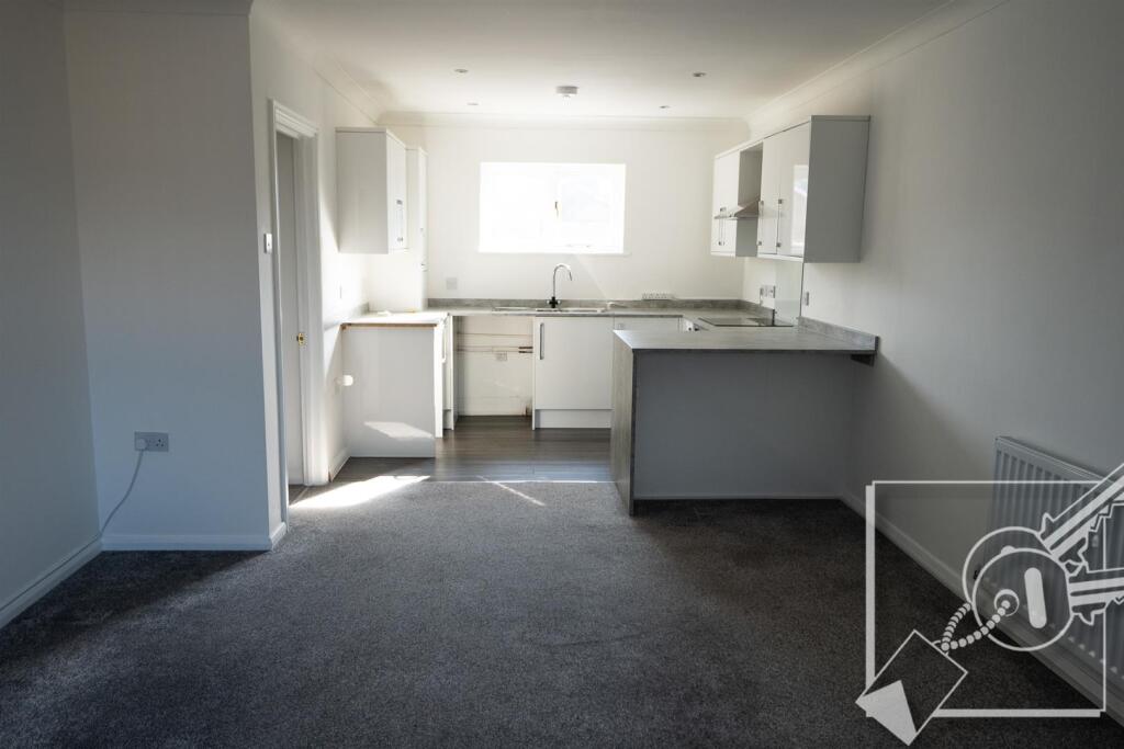 Open Plan Living/kitchen