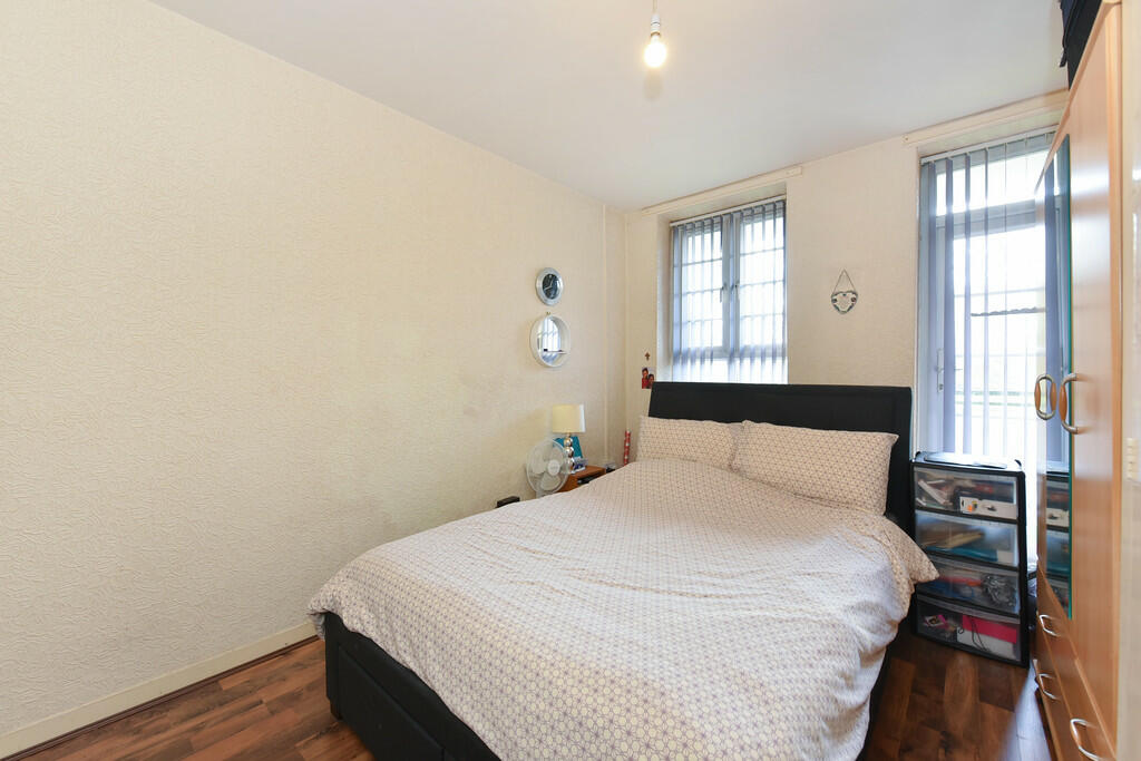 138 gascoyne hous...