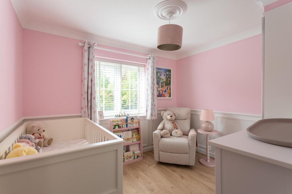 Charlwood Drive-6.jpg