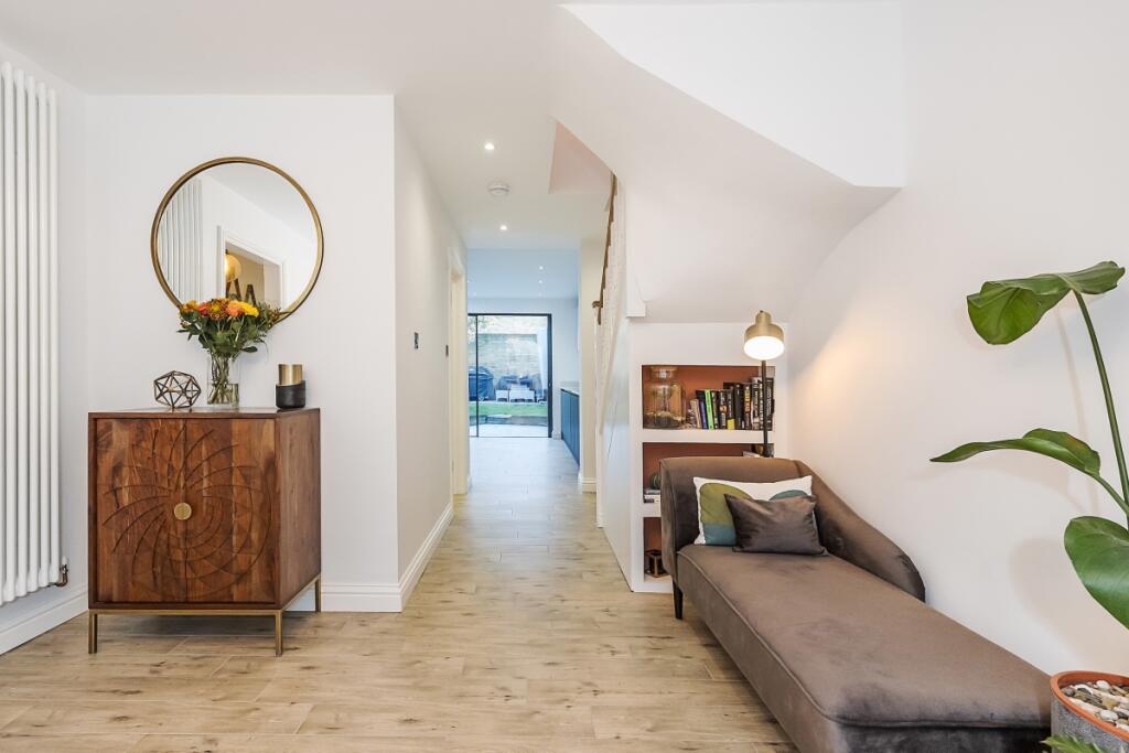 31   Colomb Stree...