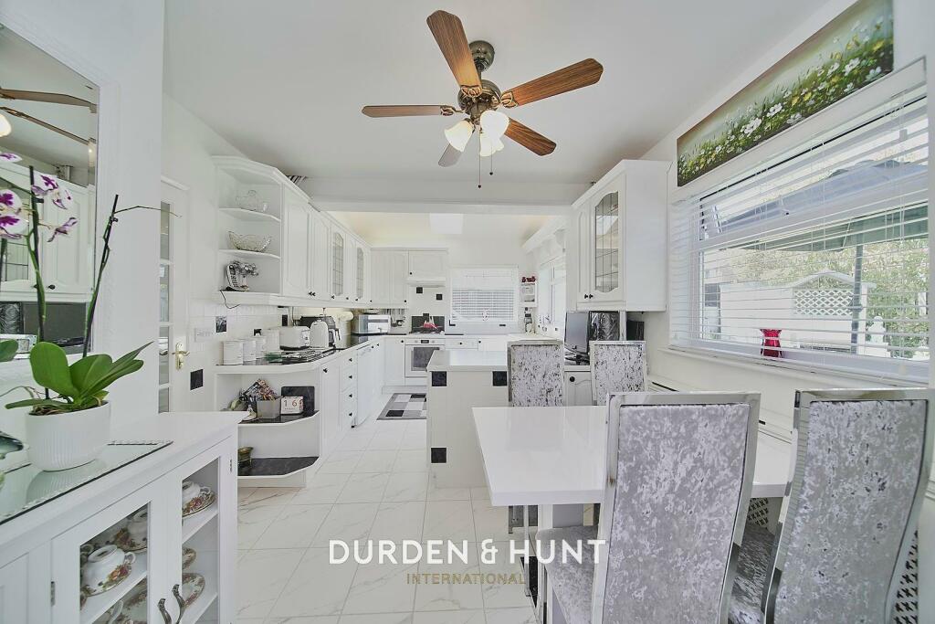 Lambourne 28_result.jpg