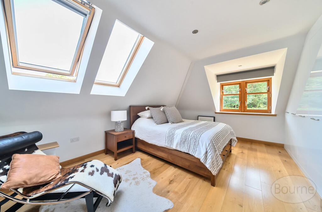 2b3803ce-d376-482...