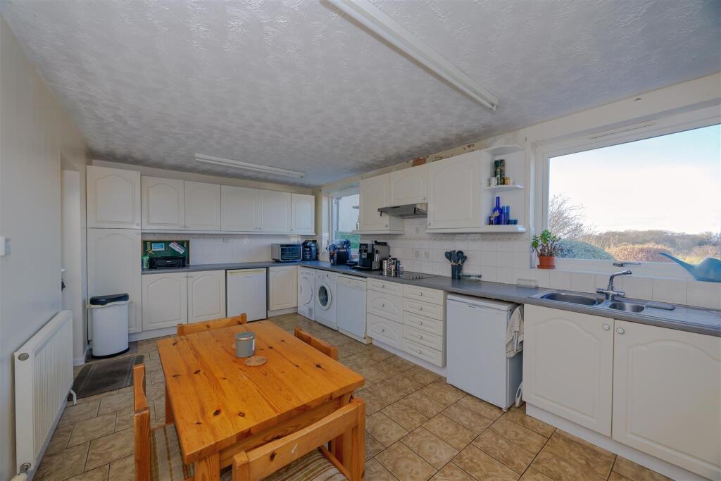 Kitchen 1.2 SAPL3974-20251130-DxO_DeepPRIME XD2s.j