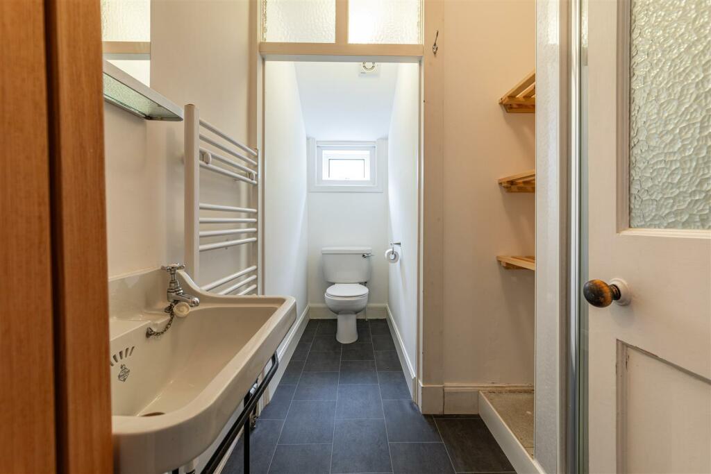 7 Rodgers Place Earlston 22.JPG